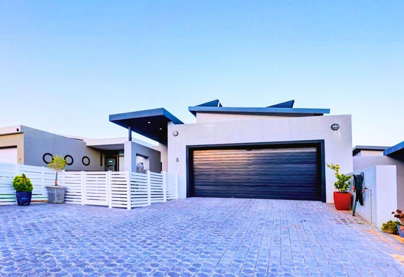 4 Bedroom Property for Sale in Pinnacle Point Golf Estate Western Cape